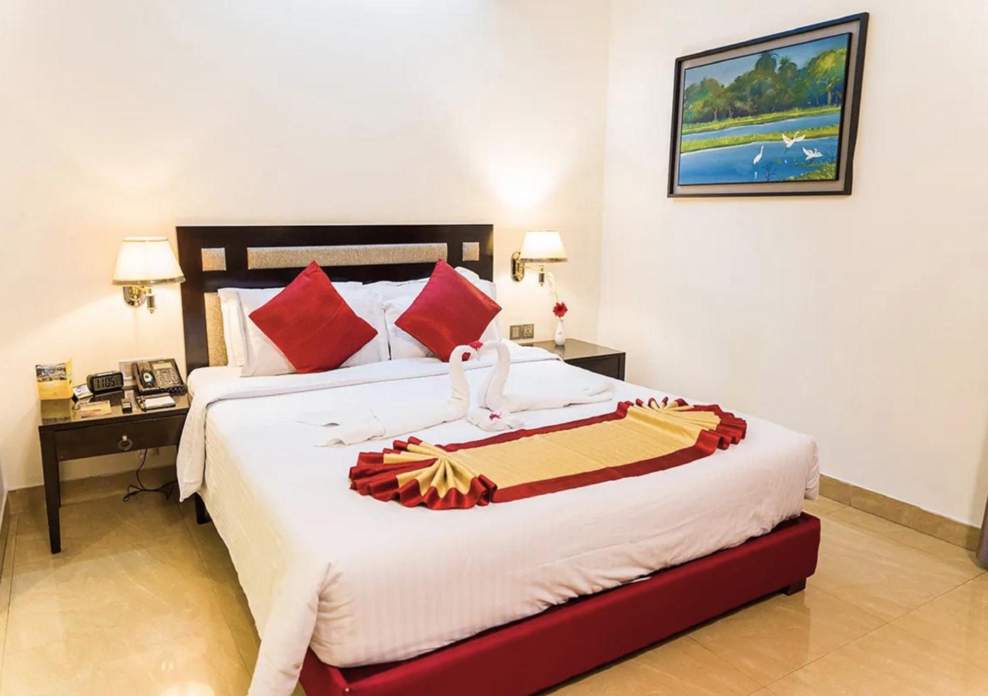 FARS Hotel&Resorts - BAR-Buffet-Pool-SPA Dhaka Exterior foto
