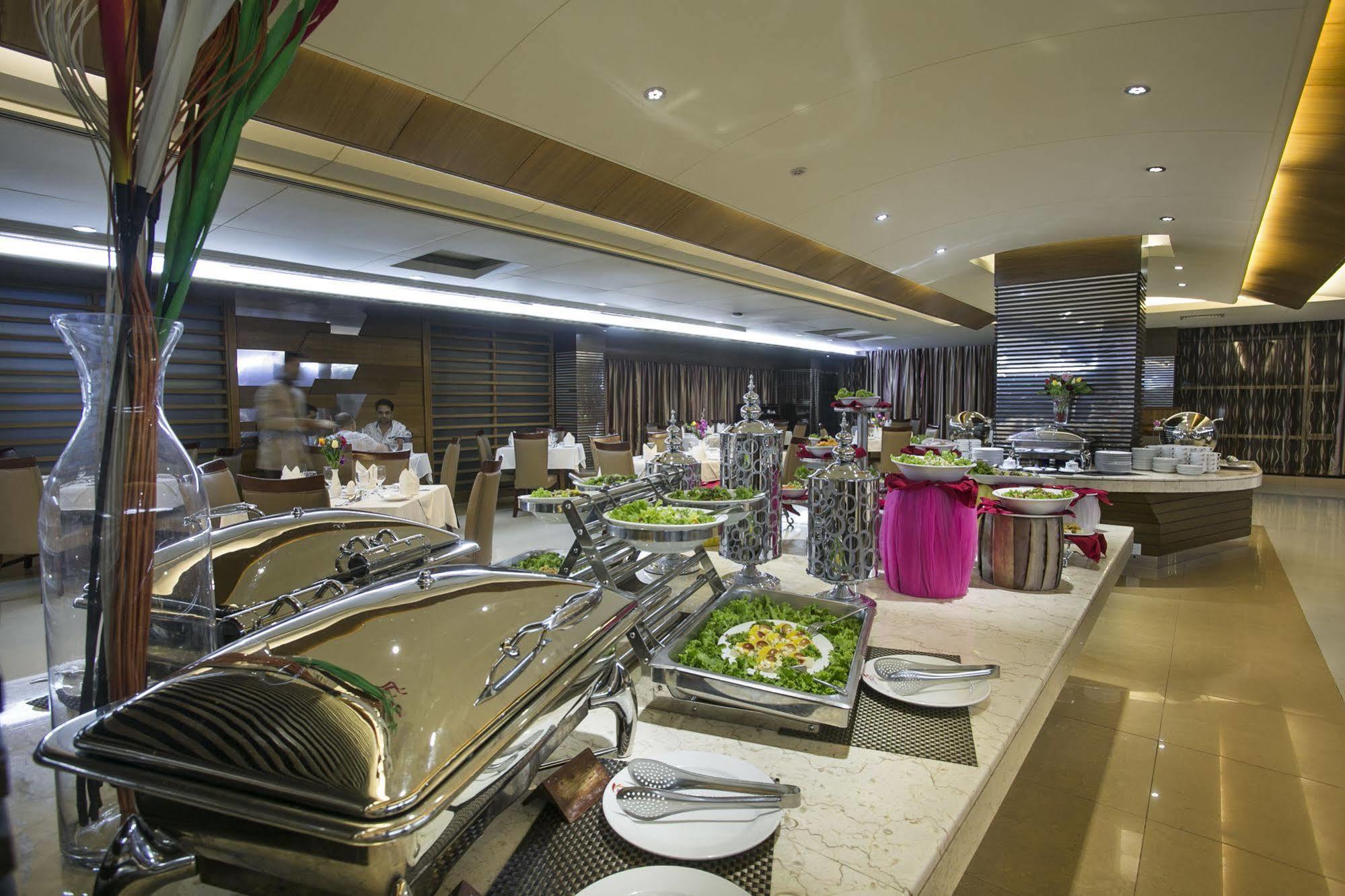 FARS Hotel&Resorts - BAR-Buffet-Pool-SPA Dhaka Exterior foto