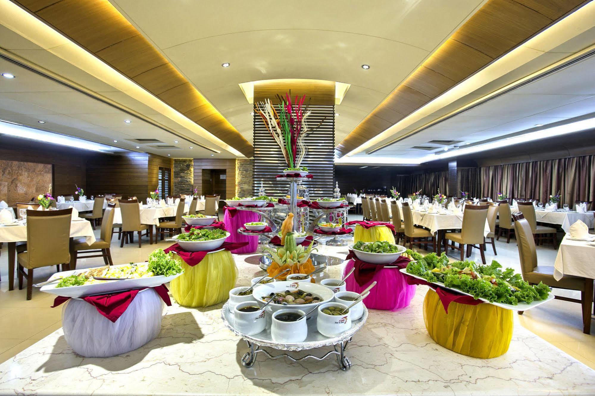 FARS Hotel&Resorts - BAR-Buffet-Pool-SPA Dhaka Exterior foto